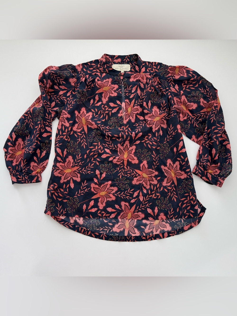 Trovata, Birds of Paradise Navy Pink Floral Motif Long Sleeve Blouse SZ XS
